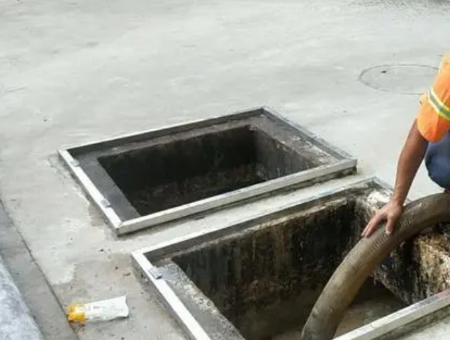 仁兴镇化粪池清理