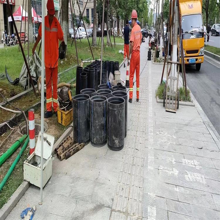 仁兴镇管道短管置换修复